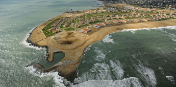 Arrival In Baku – Baku City Tour – Absheron