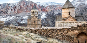 Goris - Noravank - Khor Virap - Yerevan