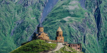 Tbilisi – Mtskheta – Ananuri – Kazbegi – Gudauri